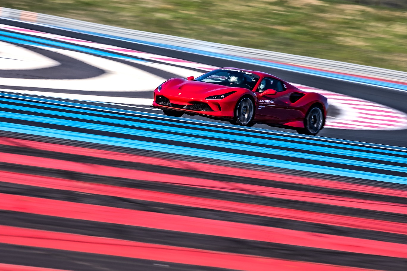 F1: Des idées de cadeau Ferrari très mécaniques